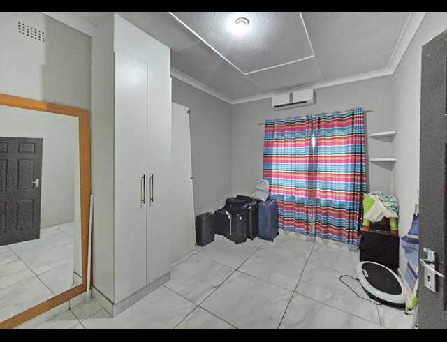 3 BEDROOM HOUSE FOR SALE IN FLORENTIA